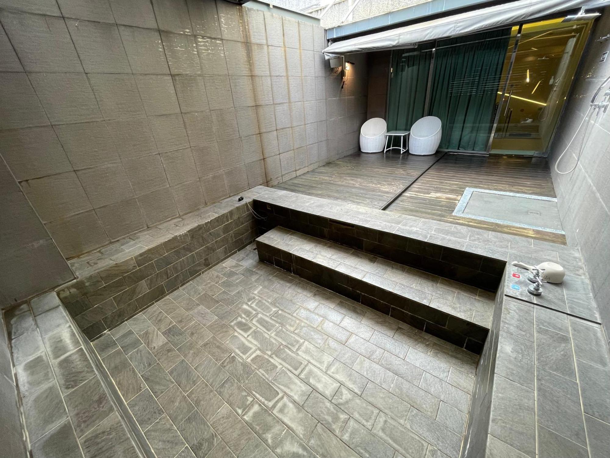 Ya Nold Hot Spring Hotel Jiaoxi Exterior photo